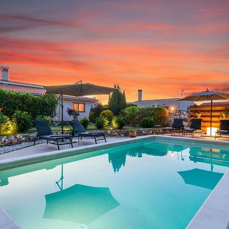 Haus Rustica Villa Pula Ngoại thất bức ảnh