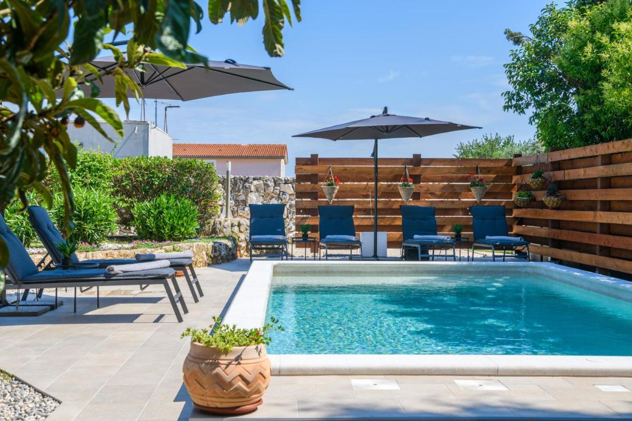 Haus Rustica Villa Pula Ngoại thất bức ảnh