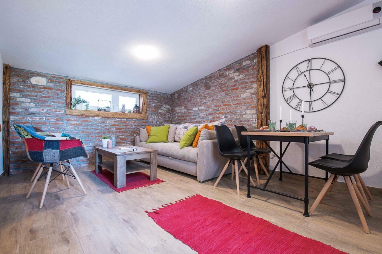 Haus Rustica Villa Pula Ngoại thất bức ảnh