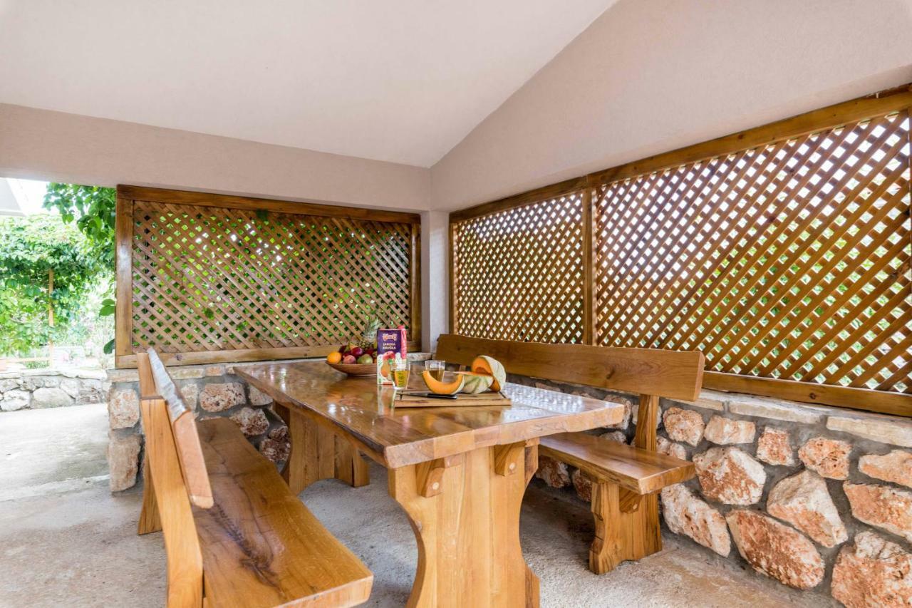 Haus Rustica Villa Pula Ngoại thất bức ảnh